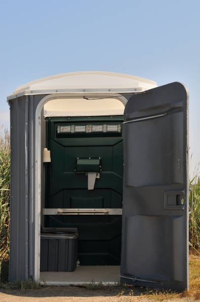 Portable Toilet Options We Offer in Lake Catherine, IL
