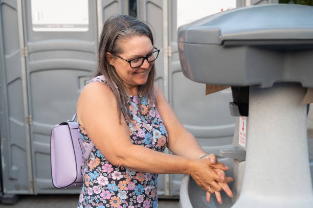 Best Portable restroom trailer rental  in Lake Catherine, IL